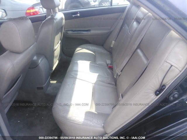4T1BF30KX2U001593 - 2002 TOYOTA CAMRY LE/XLE/SE BLACK photo 8