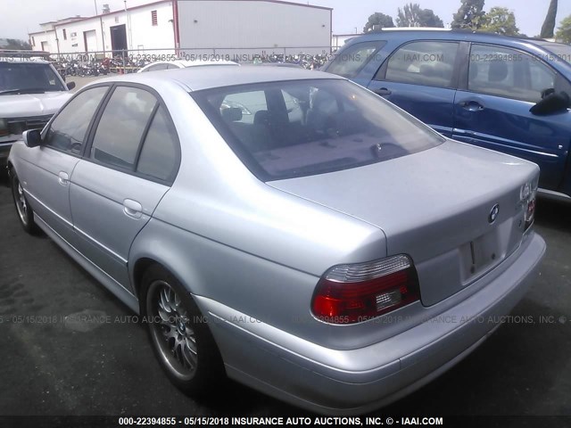 WBADT63462CH95146 - 2002 BMW 530 I AUTOMATIC SILVER photo 3
