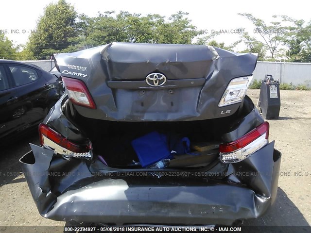 4T4BF3EK2BR127168 - 2011 TOYOTA CAMRY SE/LE/XLE 灰色 照片 6