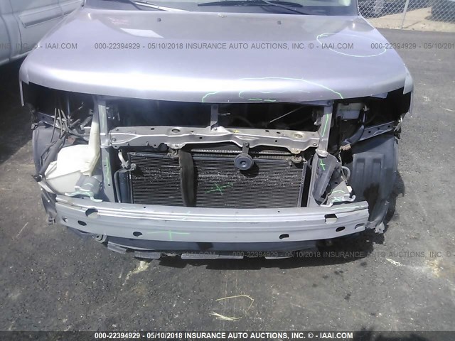 JTLKT334064069423 - 2006 TOYOTA SCION XB GRAY photo 6