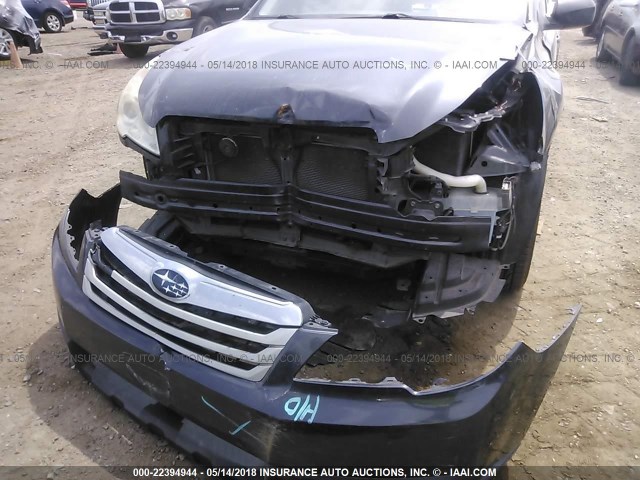 4S4BRCAC2B3358674 - 2011 SUBARU OUTBACK 2.5I BLACK photo 6