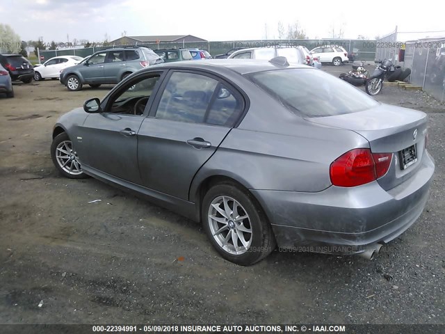 WBAPK5C54AA651315 - 2010 BMW 328 XI SULEV GRAY photo 3