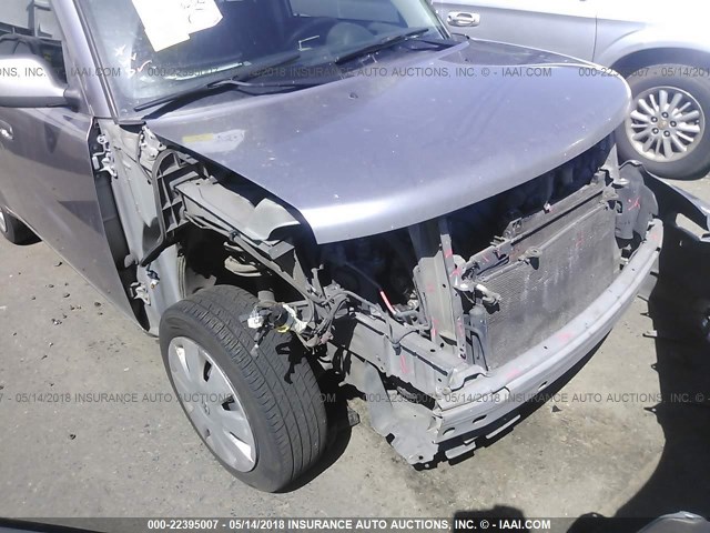 JTLKT324964104445 - 2006 TOYOTA SCION XB GRAY photo 6