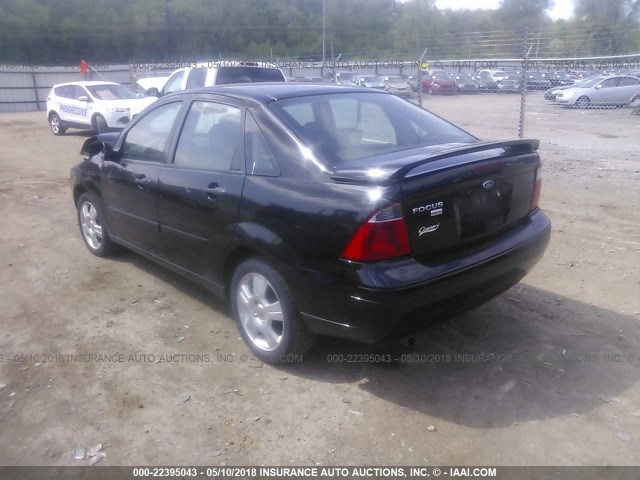 1FAHP34NX7W264300 - 2007 FORD FOCUS ZX4/S/SE/SES 黑色 照片 3