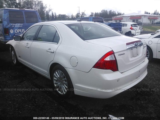 3FADP0L31BR280197 - 2011 FORD FUSION HYBRID WHITE photo 3