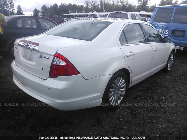 3FADP0L31BR280197 - 2011 FORD FUSION HYBRID WHITE photo 4