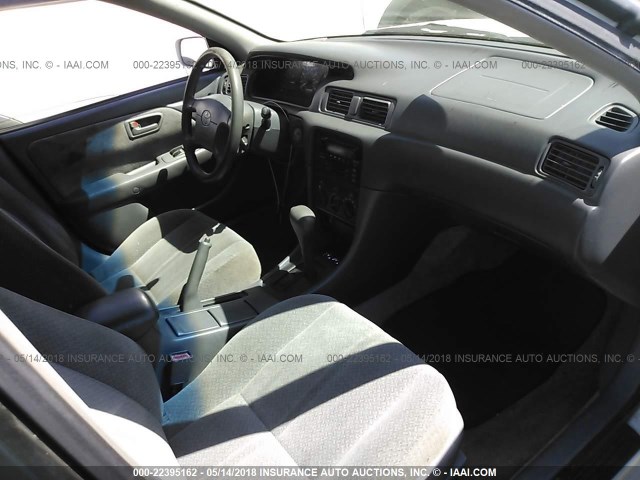 JT2BG22K3Y0479386 - 2000 TOYOTA CAMRY CE/LE/XLE 白色 照片 5