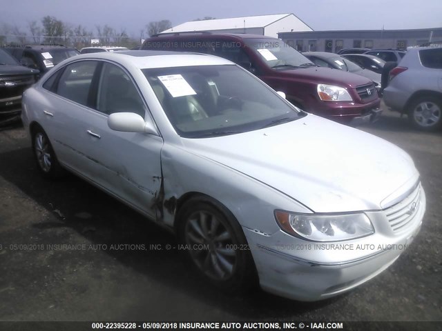 KMHFC46F77A173602 - 2007 HYUNDAI AZERA SE/LIMITED WHITE photo 1