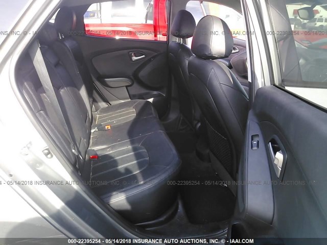 KM8JUCAC8CU403218 - 2012 HYUNDAI TUCSON GLS/LIMITED SILVER photo 8