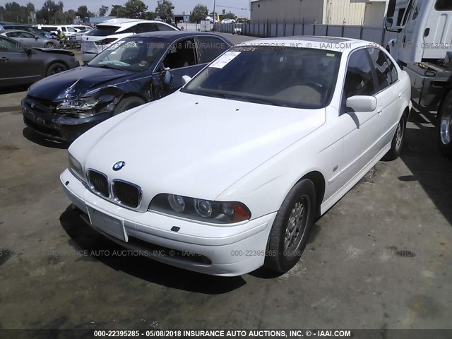 WBADT43461GX25865 - 2001 BMW 525 I AUTOMATIC WHITE photo 2