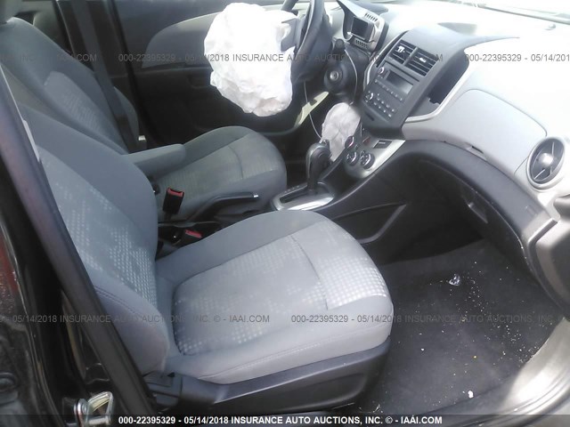1G1JA5SH3E4178902 - 2014 CHEVROLET SONIC LS BLACK photo 5