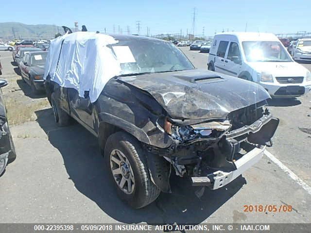 JTEBU5JR0G5371983 - 2016 TOYOTA 4RUNNER SR5 PREM/LTDL/TRAIL/TRD BLACK photo 1