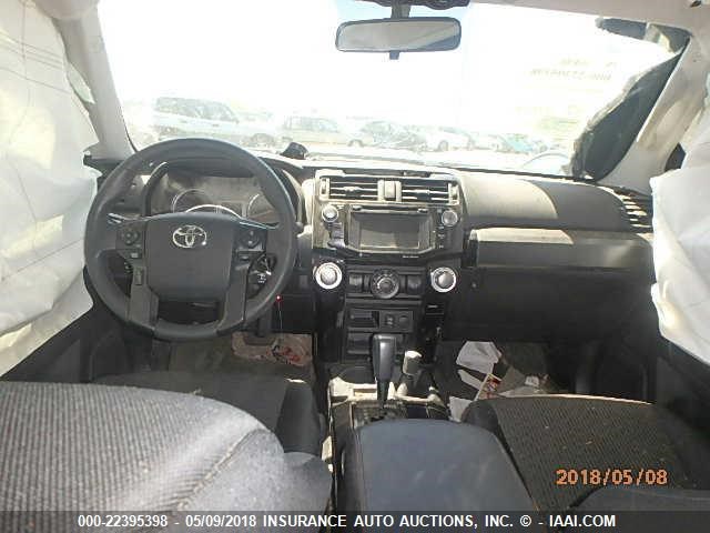 JTEBU5JR0G5371983 - 2016 TOYOTA 4RUNNER SR5 PREM/LTDL/TRAIL/TRD BLACK photo 5