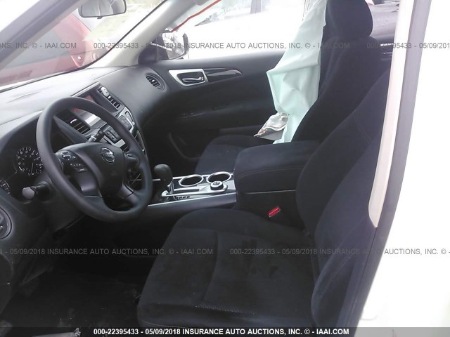 5N1AR2MM4GC642826 - 2016 NISSAN PATHFINDER S/SV/SL/PLATINUM WHITE photo 5