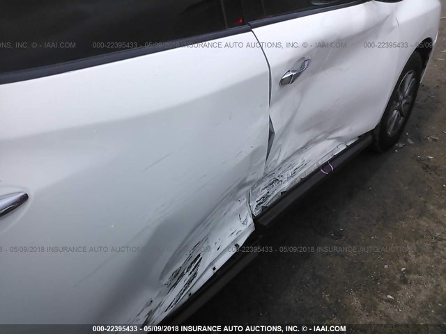 5N1AR2MM4GC642826 - 2016 NISSAN PATHFINDER S/SV/SL/PLATINUM WHITE photo 6