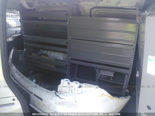 ZFBERFBB9H6D74375 - 2017 RAM PROMASTER CITY SLT 白色 照片 8