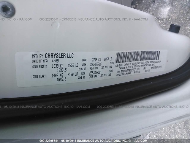 2D8HN44E79R665967 - 2009 DODGE GRAND CARAVAN SE WHITE photo 9