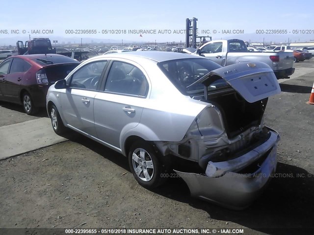 KL1TD56618B252762 - 2008 CHEVROLET AVEO LS SILVER photo 3