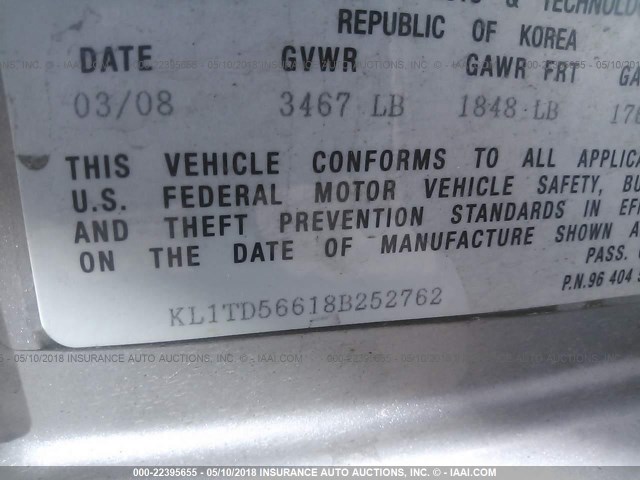 KL1TD56618B252762 - 2008 CHEVROLET AVEO LS SILVER photo 9