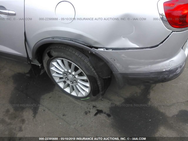 5GAKVAED3BJ357795 - 2011 BUICK ENCLAVE CX GRAY photo 6