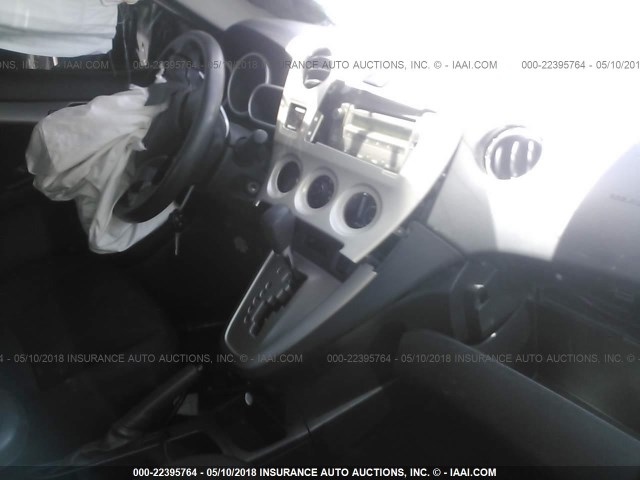 2T1KU40E39C149702 - 2009 TOYOTA COROLLA MATRIX  SILVER photo 5