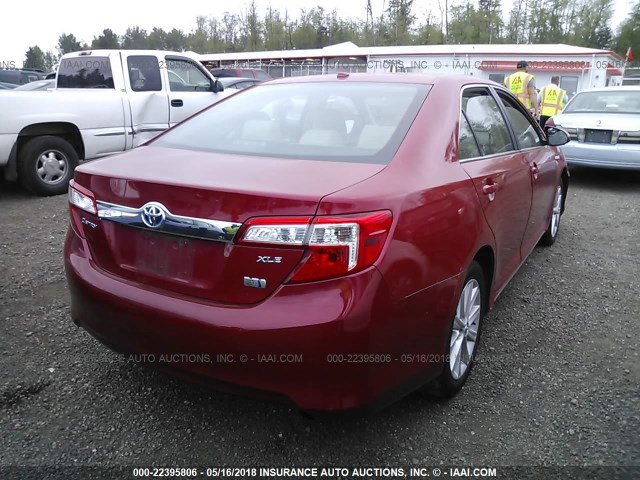 4T1BD1FK5EU125700 - 2014 TOYOTA CAMRY HYBRID/LE/XLE RED photo 4