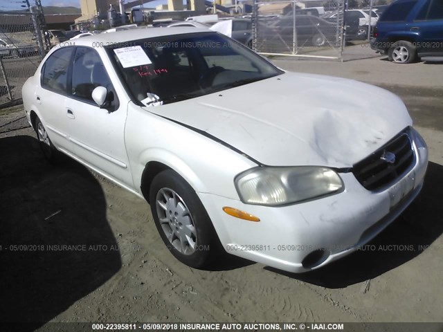 JN1CA31D2YT726954 - 2000 NISSAN MAXIMA GLE/GXE/SE WHITE photo 1