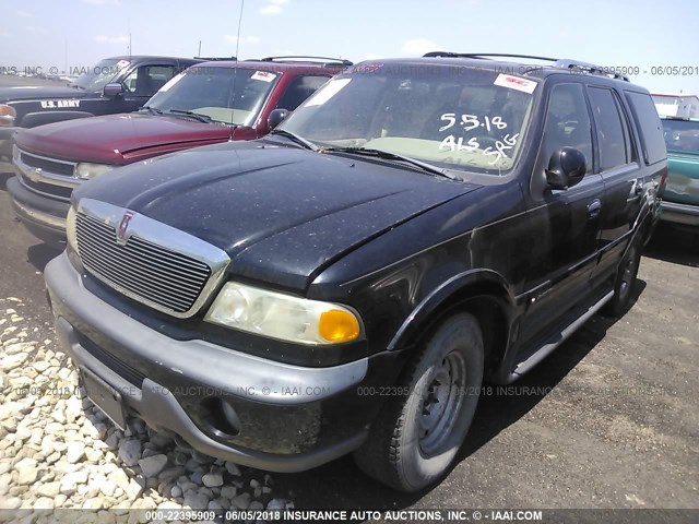 5LMPU28L8WLJ25910 - 1998 LINCOLN NAVIGATOR BLACK photo 2