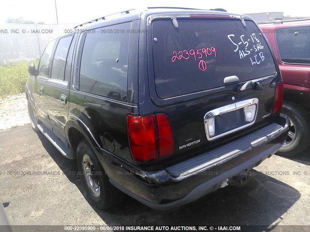 5LMPU28L8WLJ25910 - 1998 LINCOLN NAVIGATOR BLACK photo 3