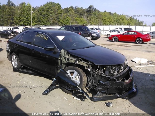 4T1BF1FK9CU132639 - 2012 TOYOTA CAMRY SE/LE/XLE BLACK photo 1