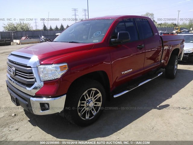 5TFRM5F18FX093522 - 2015 TOYOTA TUNDRA DOUBLE CAB SR/SR5 RED photo 2