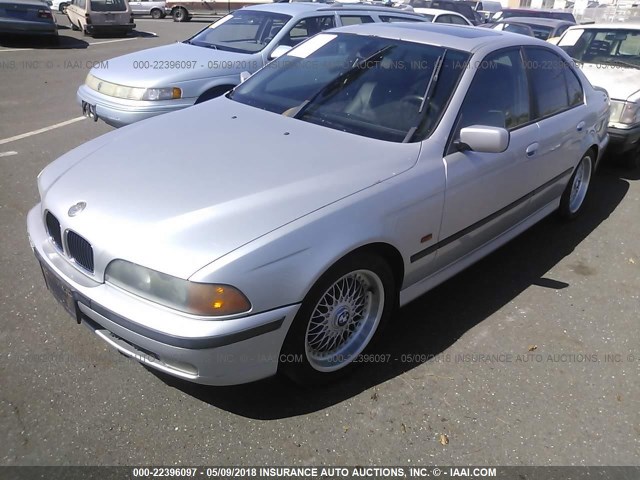 WBADM6344YGU27818 - 2000 BMW 528 I AUTOMATIC SILVER photo 2