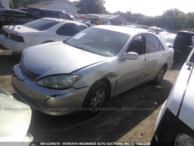 4T1BF32K25U609691 - 2005 TOYOTA CAMRY LE/XLE/SE 银色 照片 2