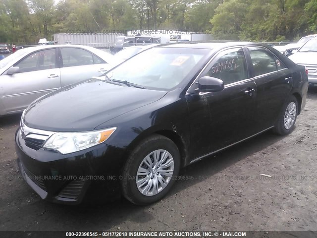 4T4BF1FK1DR293851 - 2013 TOYOTA CAMRY L/SE/LE/XLE 黑色 照片 2