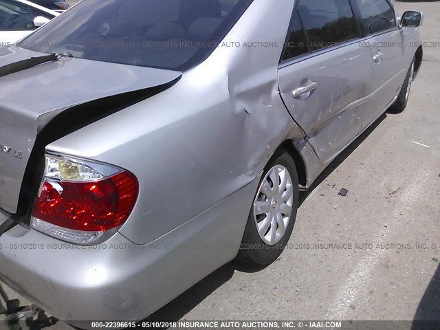 4T1BE32KX6U114255 - 2006 TOYOTA CAMRY LE/XLE/SE ვერცხლისფერი ფოტო 6