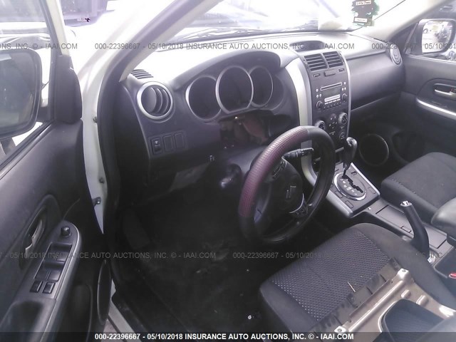 JS3TE941X64100812 - 2006 SUZUKI GRAND VITARA  WHITE photo 6