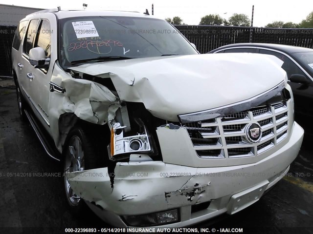 1GYFK66857R370879 - 2007 CADILLAC ESCALADE ESV WHITE photo 6