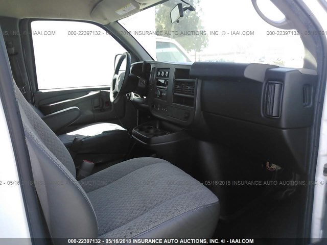 1GAZGZFG8E1124426 - 2014 CHEVROLET EXPRESS G3500 LS Unknown photo 5