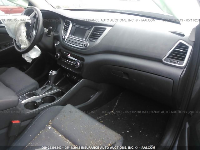 KM8J3CA27HU268864 - 2017 HYUNDAI TUCSON LIMITED/SPORT AND ECO/SE BLACK photo 5