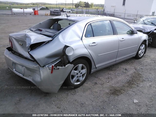 1G1ZG57B58F218511 - 2008 CHEVROLET MALIBU LS Gümüş foto 4