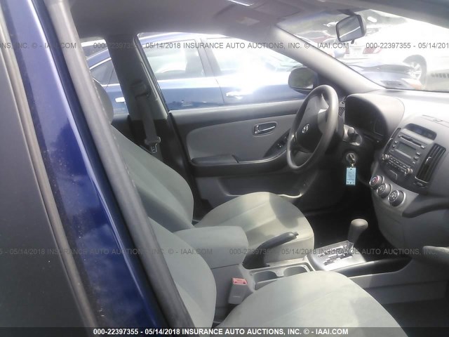 KMHDU4AD9AU904367 - 2010 HYUNDAI ELANTRA BLUE/GLS/SE BLUE photo 5