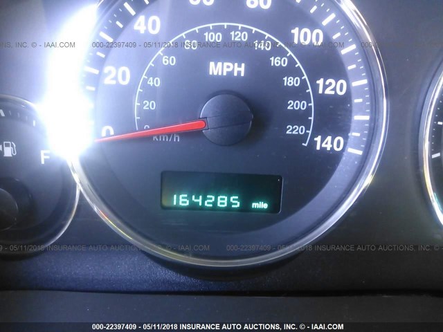 1J8HG48K36C337323 - 2006 JEEP COMMANDER WHITE photo 7