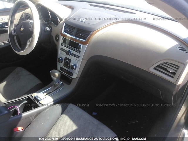 1G1ZH57B784202299 - 2008 CHEVROLET MALIBU 1LT GOLD photo 5