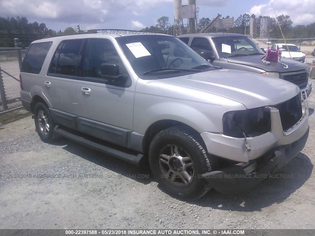 1FMEU15W44LB15925 - 2004 FORD EXPEDITION XLT SILVER photo 1