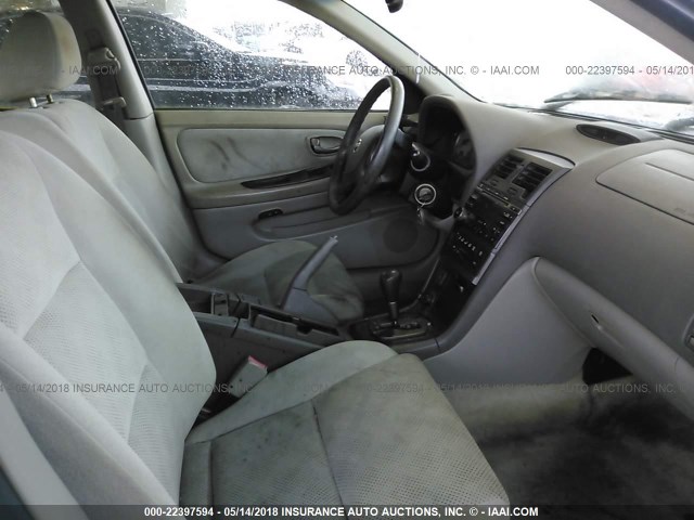 JN1DA31D03T514485 - 2003 NISSAN MAXIMA GLE/GXE/SE SILVER photo 5