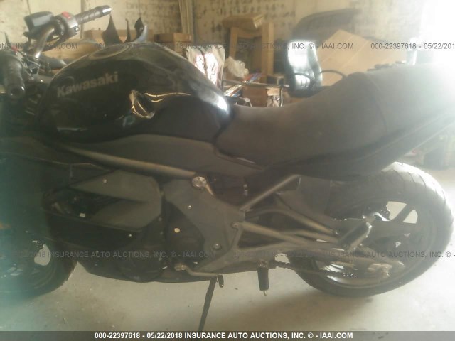 JKAEXEC159DA25532 - 2009 KAWASAKI EX650 C 黑色 照片 8