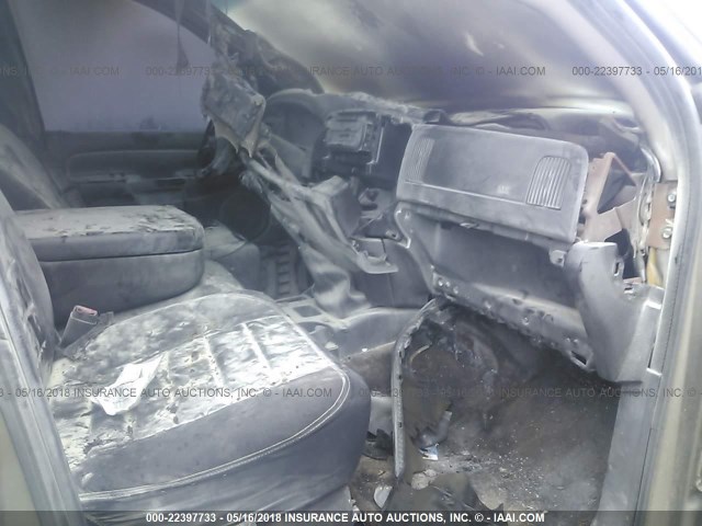 3D7KA28CX3G858730 - 2003 DODGE RAM 2500 ST/SLT 香槟色 照片 6