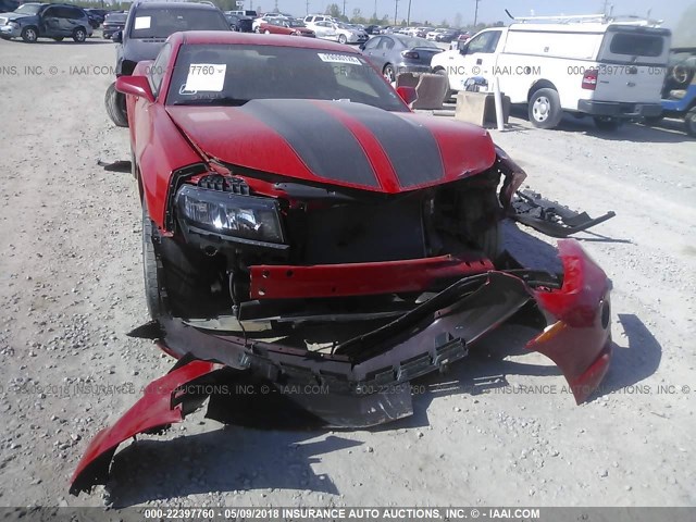 2G1FA1E37E9238417 - 2014 CHEVROLET CAMARO LS RED photo 6