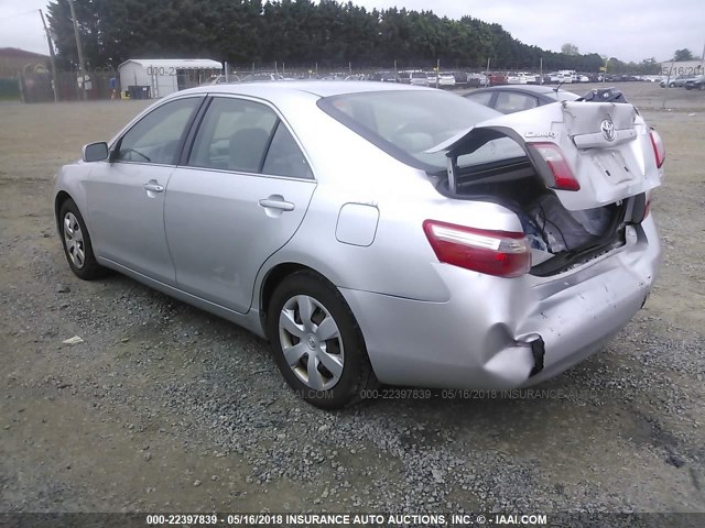 4T1BE46K68U220771 - 2008 TOYOTA CAMRY CE/LE/XLE/SE SILVER photo 3