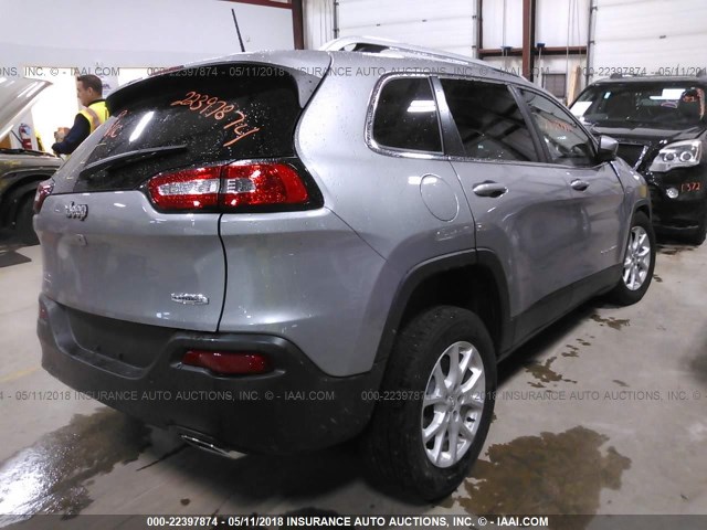 1C4PJMCSXGW269663 - 2016 JEEP CHEROKEE LATITUDE SILVER photo 4